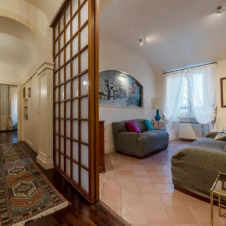 Guesthost - Castel Sant'Angelo Cozy Apartment-2